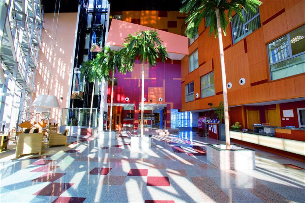Apartamentos Fenix Beach Roquetas de Mar Bagian luar foto